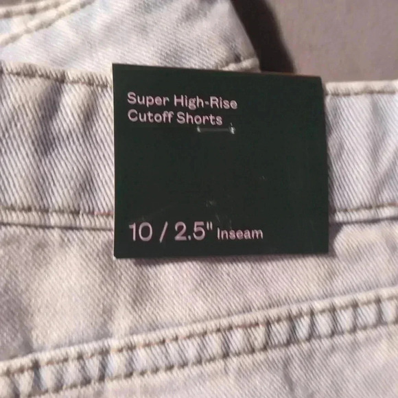 Wild fable super high Rise cutoff shorts size 10 - Picture 6 of 9